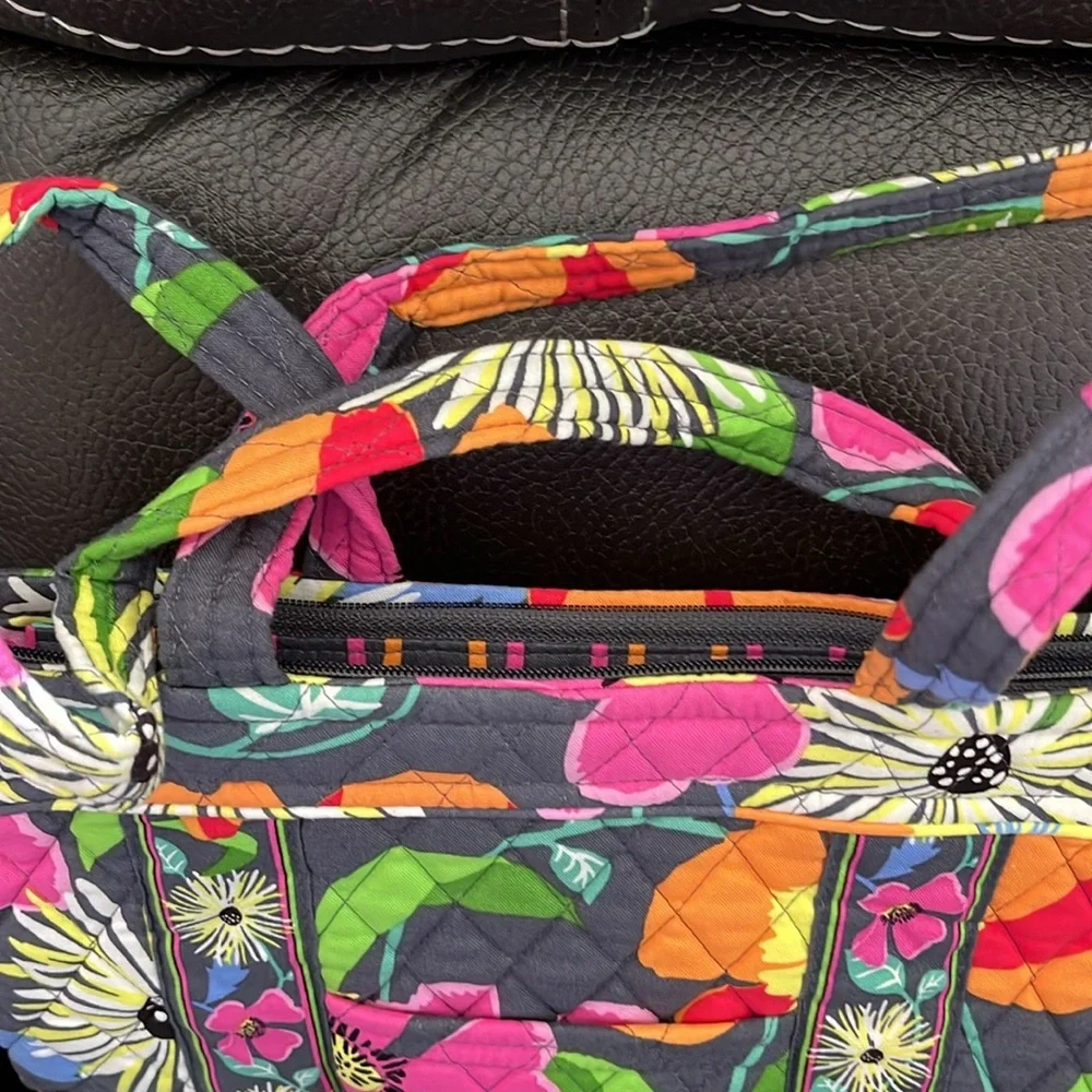 Vera Bradley little Mandy floral handbag